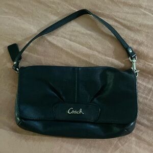 Used coach wristlet wallet - good condition!